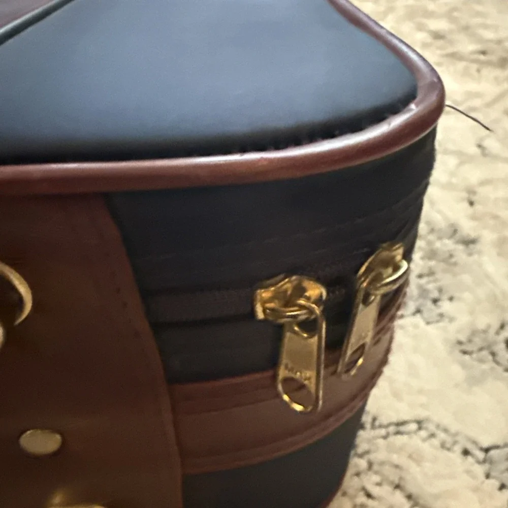 N/A vintage luggage